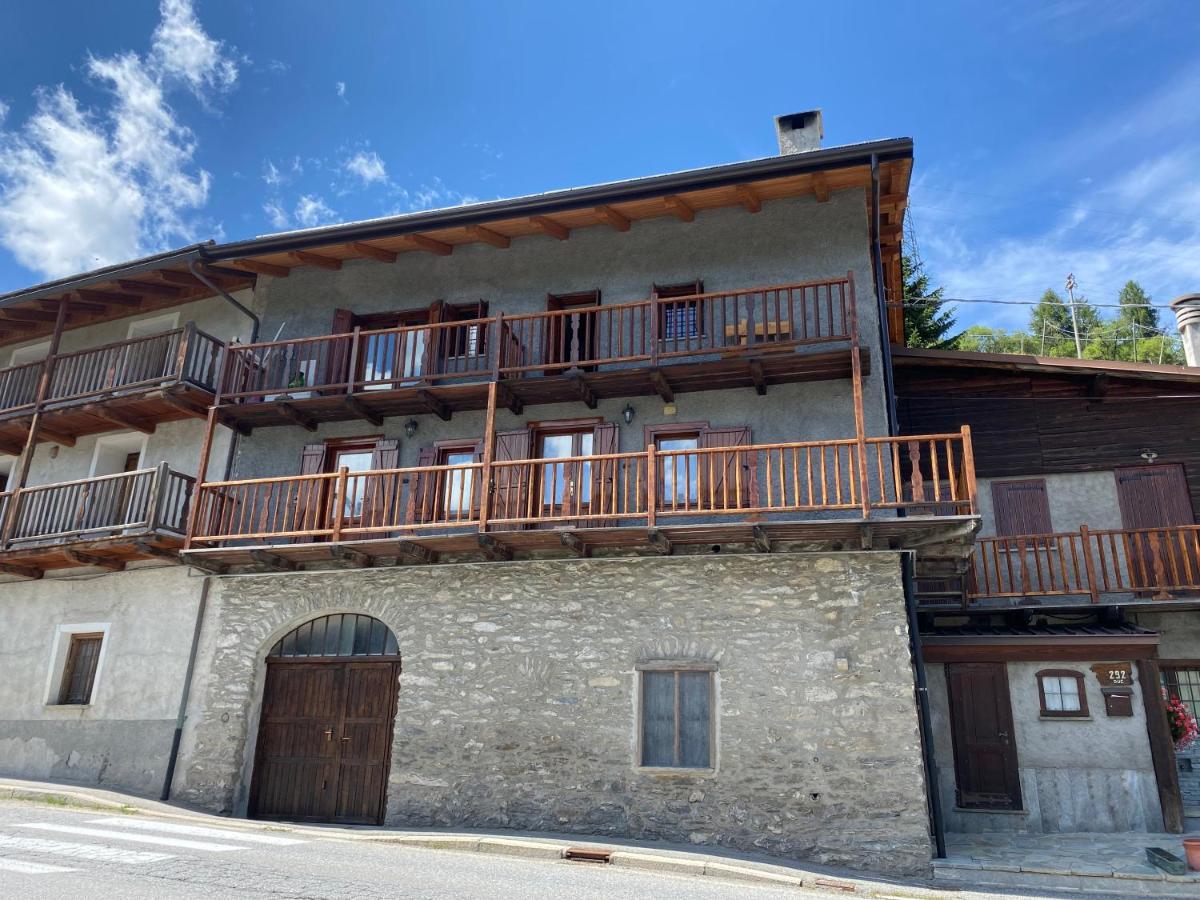 Frazione Duc Apartments Colle Colle Sestriere Екстериор снимка
